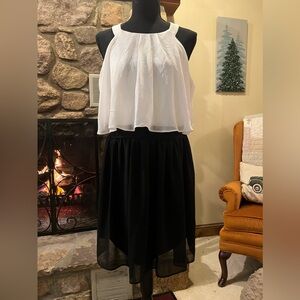 Black and white dress -Girls 20.5 size